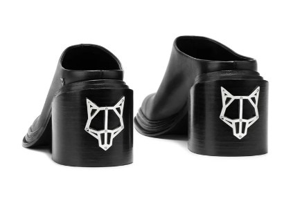 Naked Wolfe: Nova Black