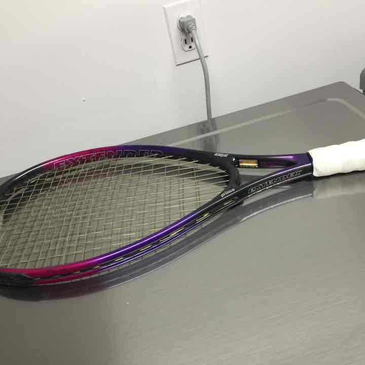 Tennis racket