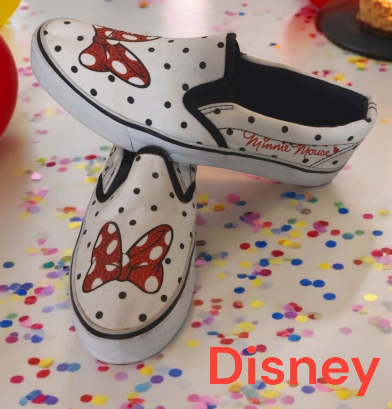 DISNEY THEME PARK AUTH MINNIE MOUSE SLIP ON SNEAKERS