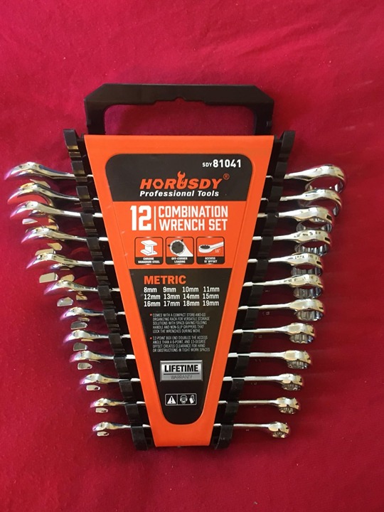 Combination Wrench Set with Organizer