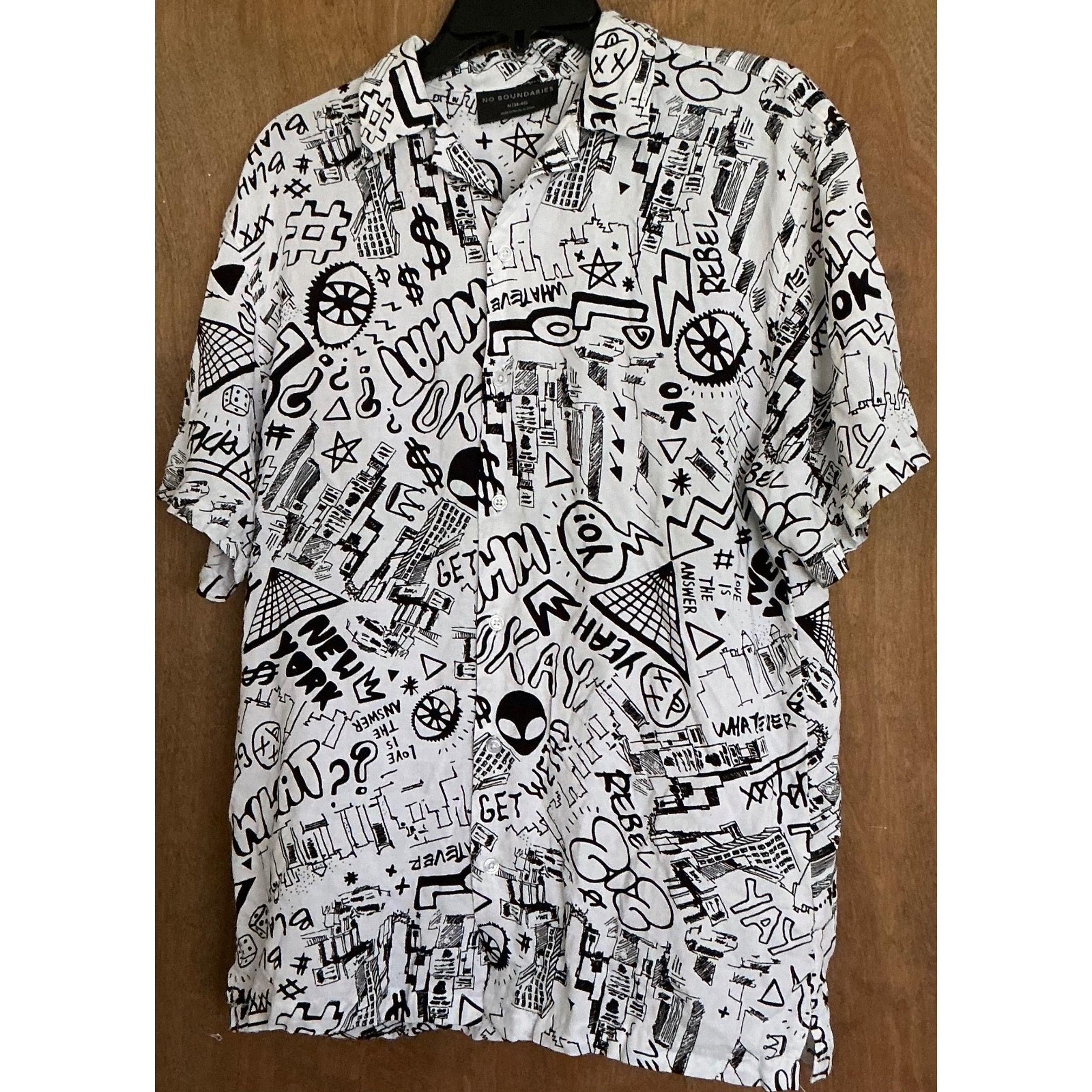 No Boundaries Mens M 38-40 White Black Graphic Button up Shirt short sleeve Y2K