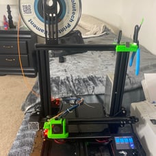 3D printer creakily with 3rolls of filament
