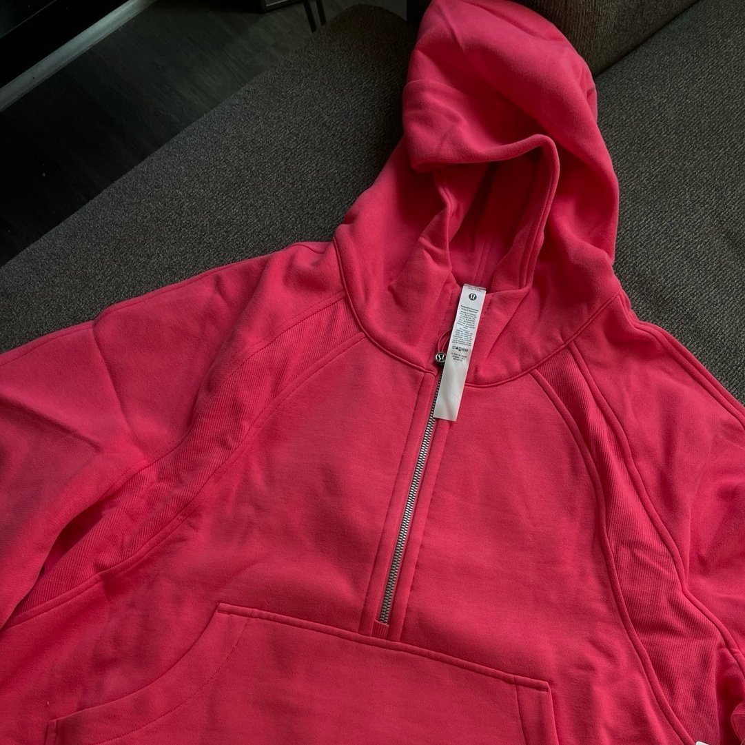 lululemon lipgloss scuba hoodie