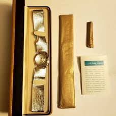 EO Quartz Timeless Watch Aroma Jewel