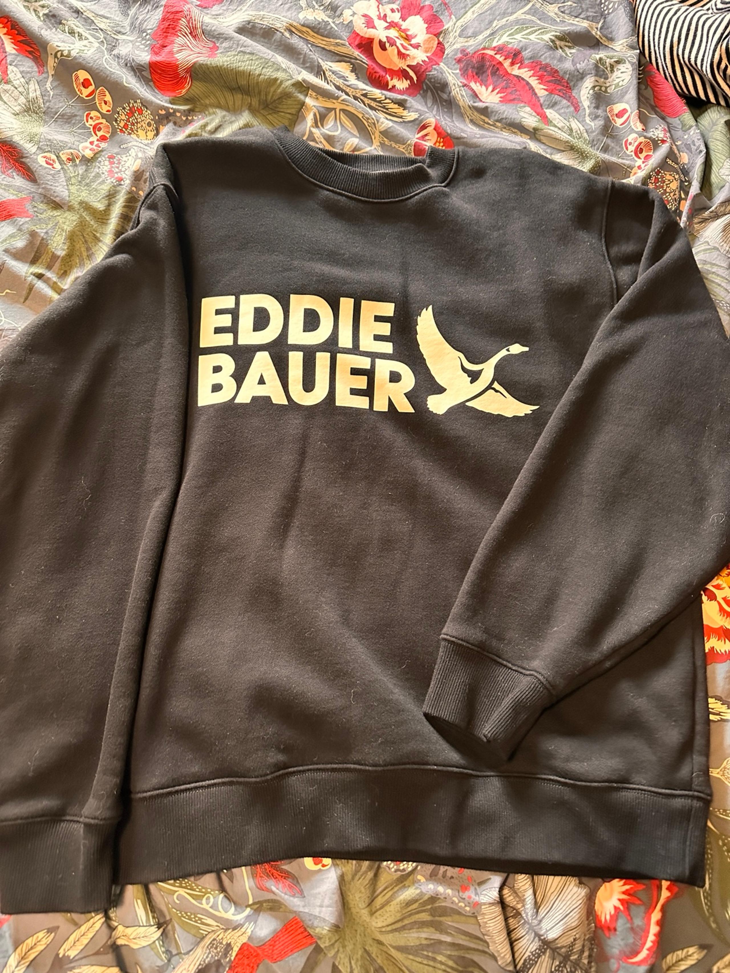 Eddie Bauer crewneck