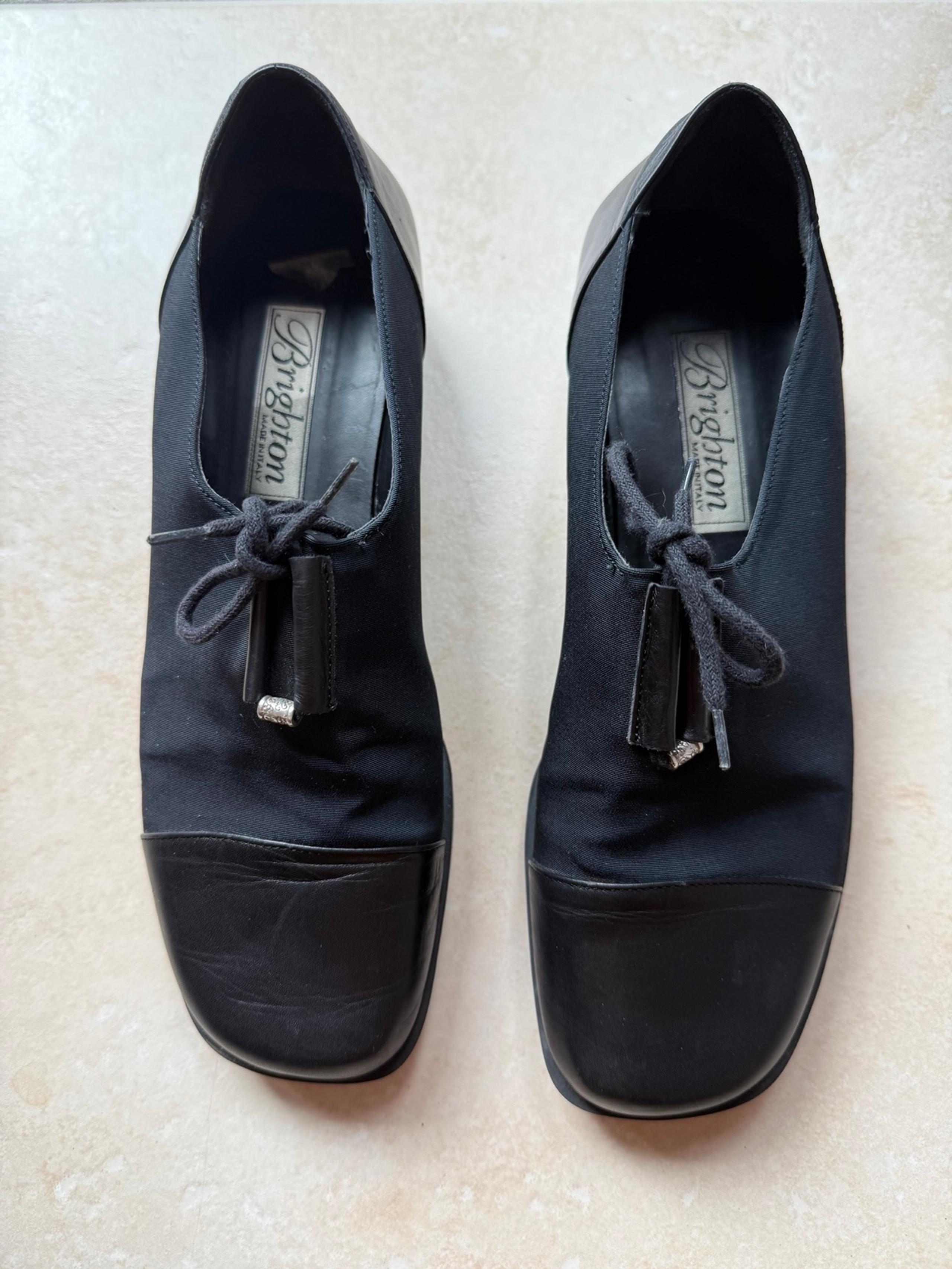 Brighton Barbara Black Flats Minimalist Leather Design