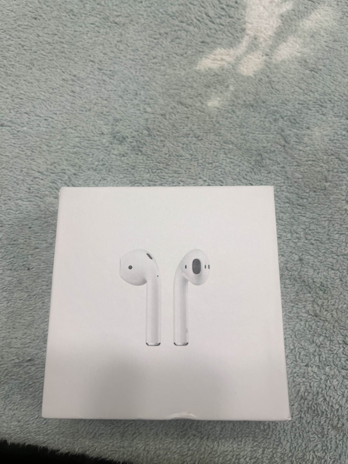 AirPods