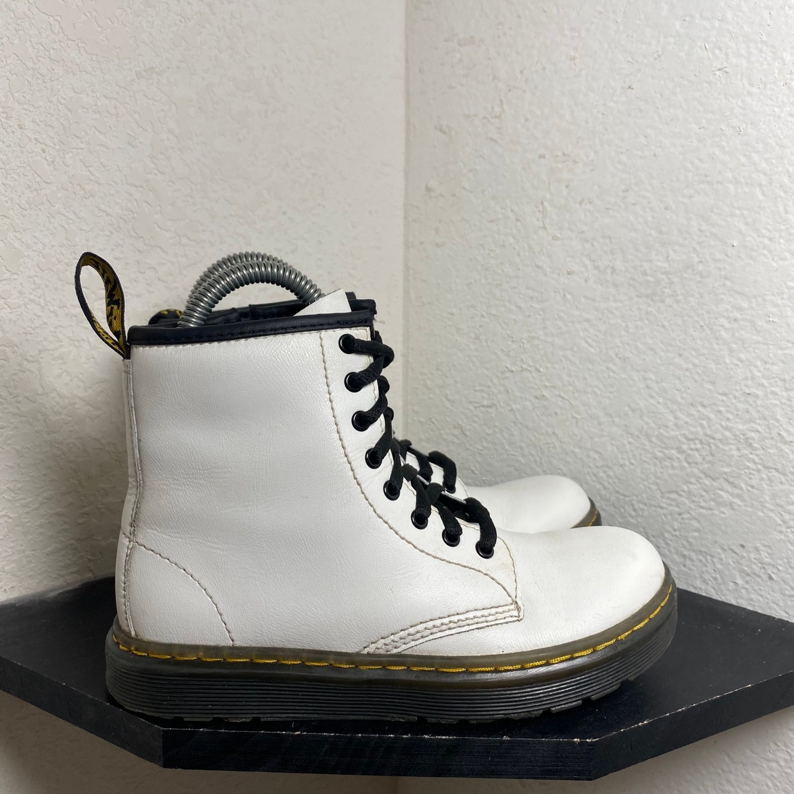 Dr martens zavala j white lace boots