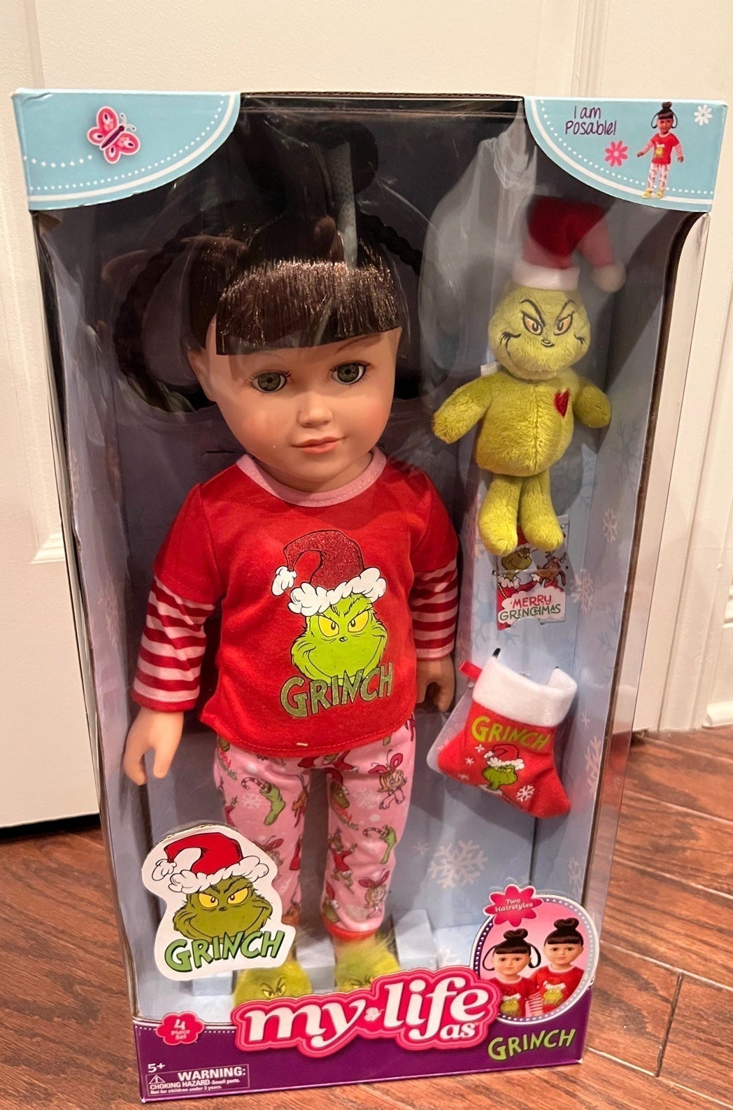 My life as Grinch doll- Brunette with Green Eyes