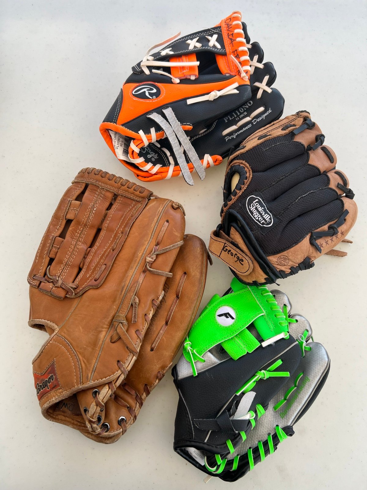 Baseball gloves bundle lot Rawlings, Mc Gregor, MLB