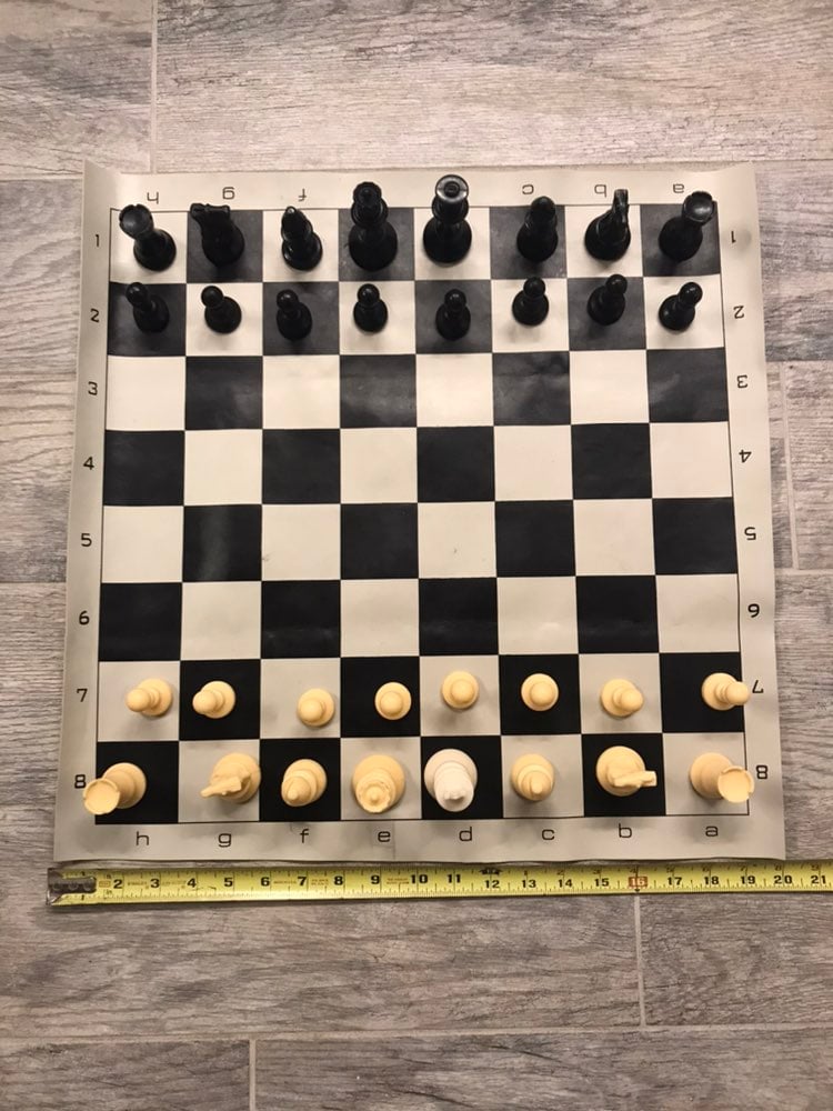 Tournament travel chess set straunton