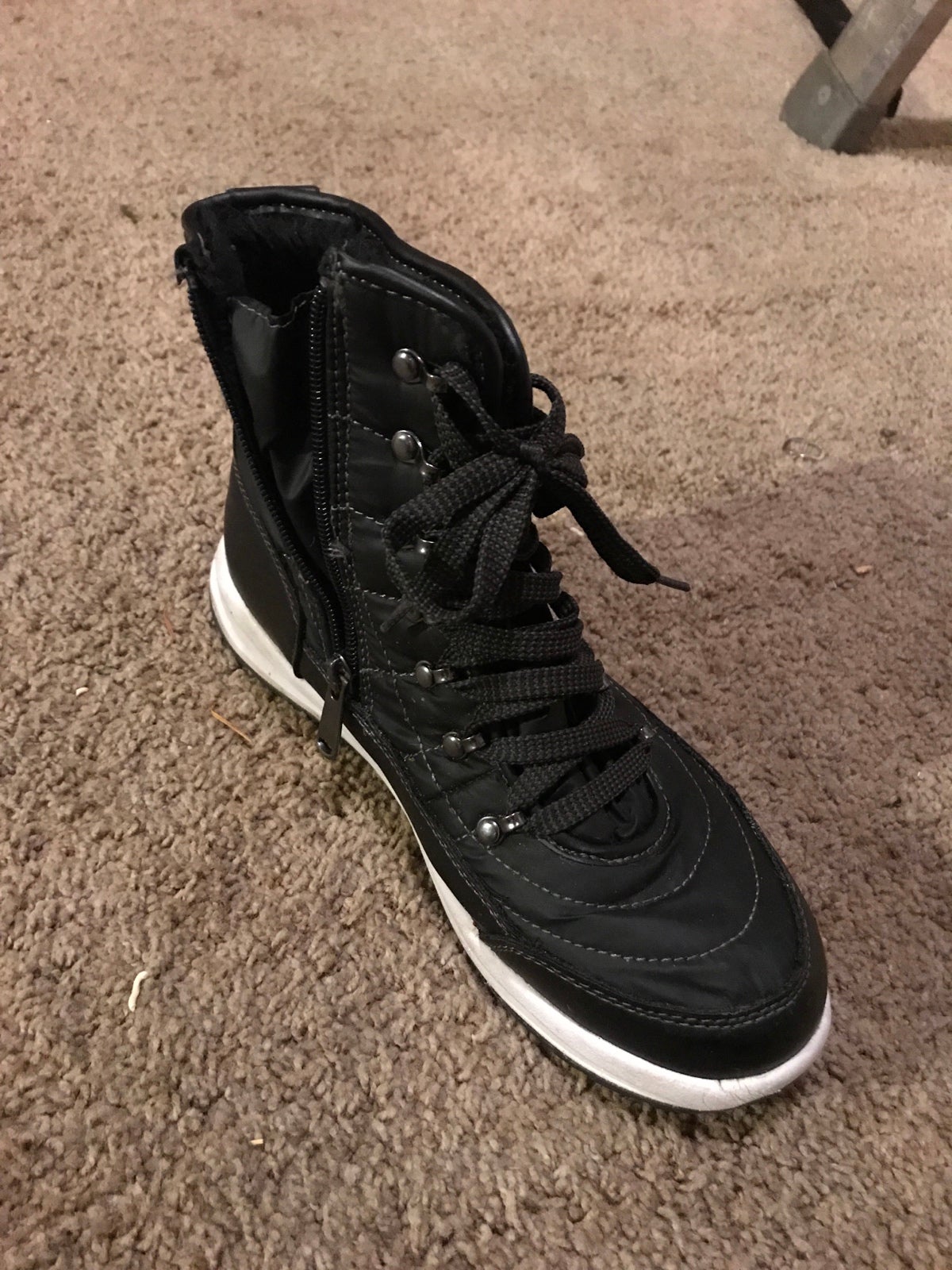 like new black weatherproof shoes