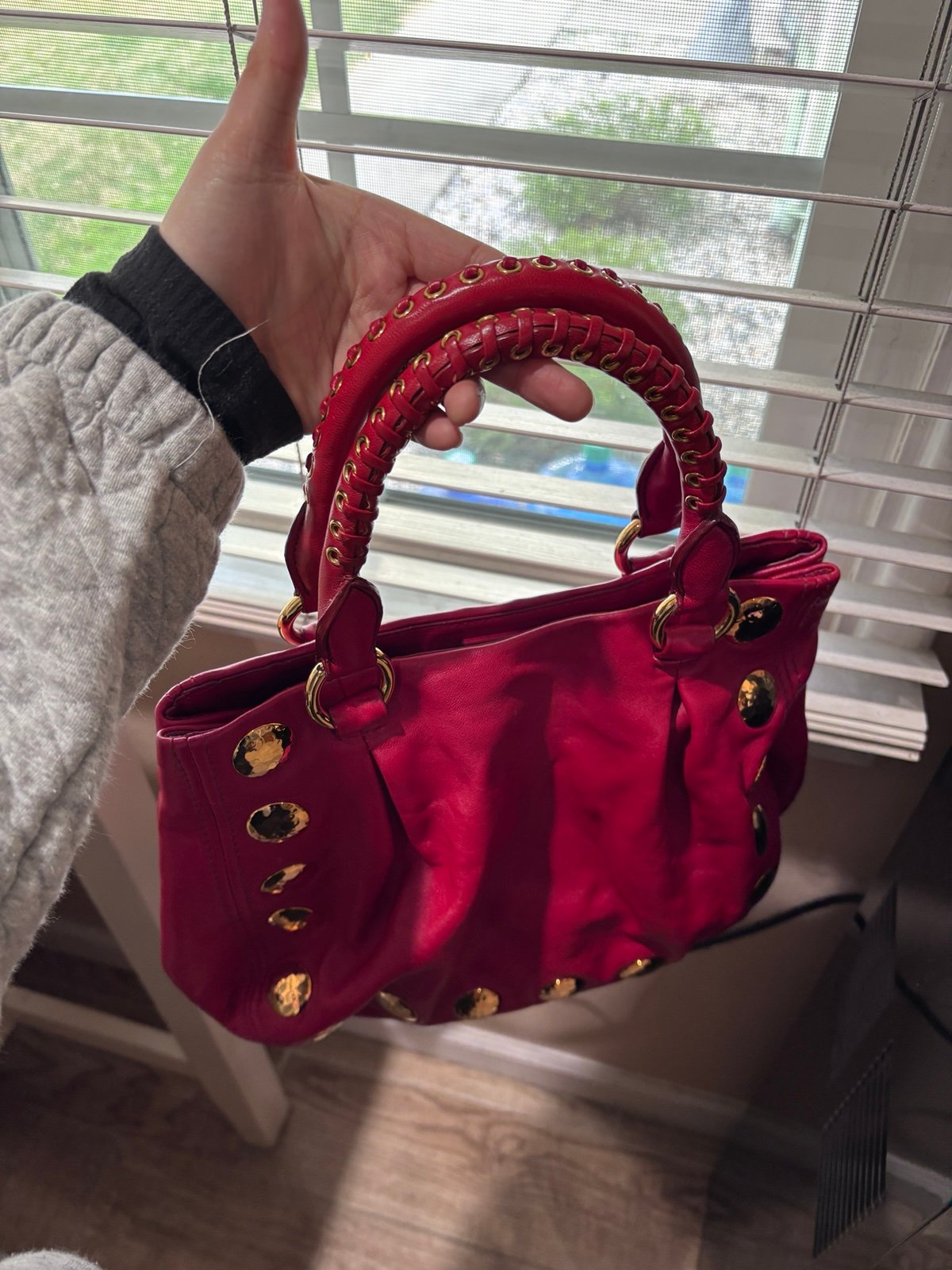 【希少モデル❗️】美品！vintage miumiu ハンドバッグ　赤 希少モデル❗️】美品！vintage miumiu ハンドバッグ 赤