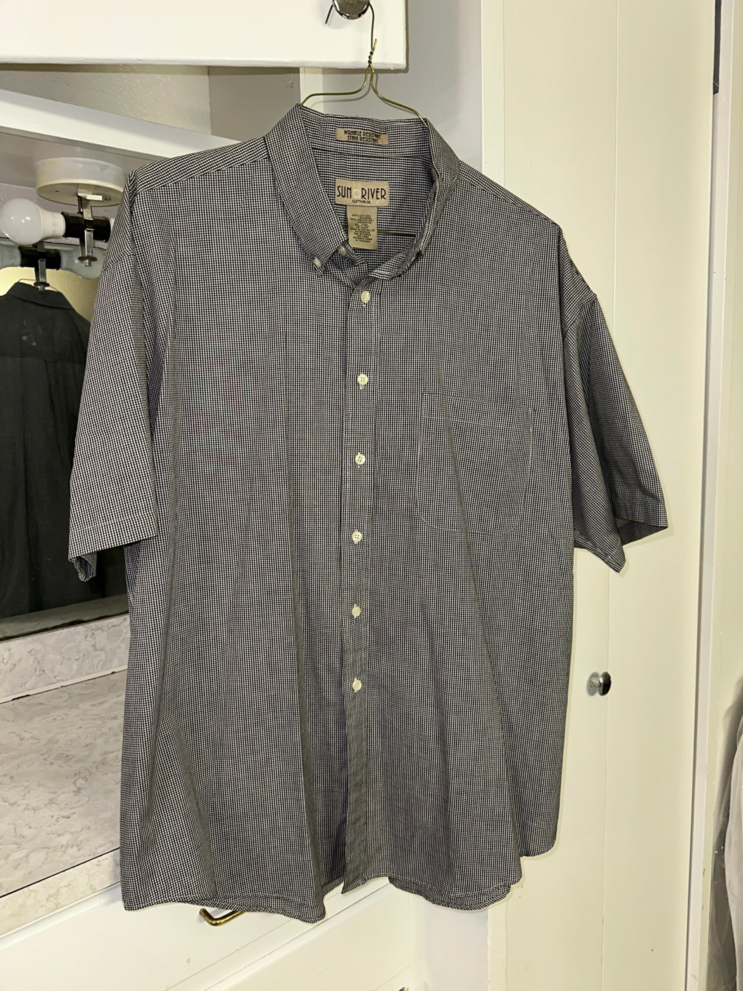 Men shirt one pocket short sleeve long