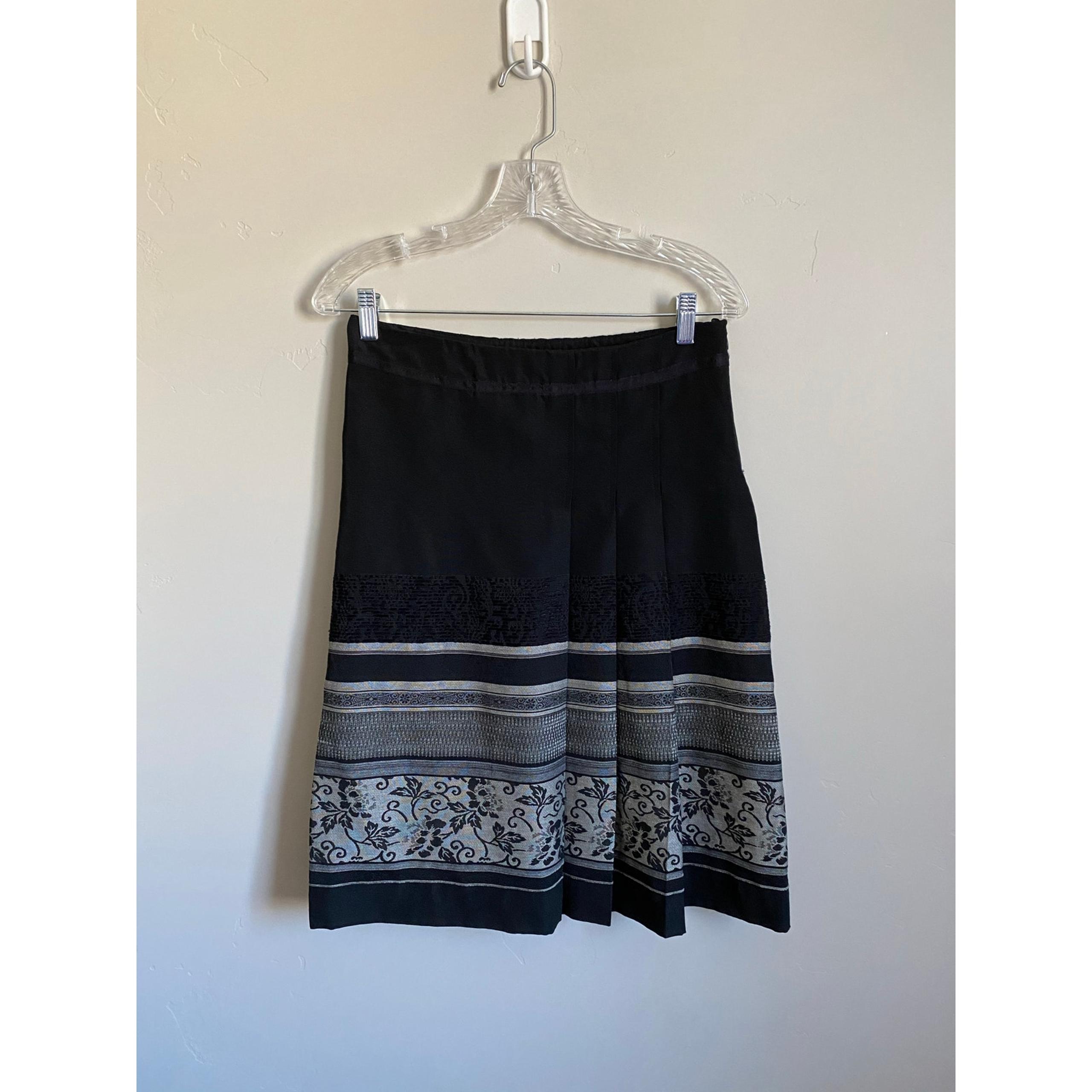 H&M Black and Gray Pleated Knee Length Modest Skirt- size 6