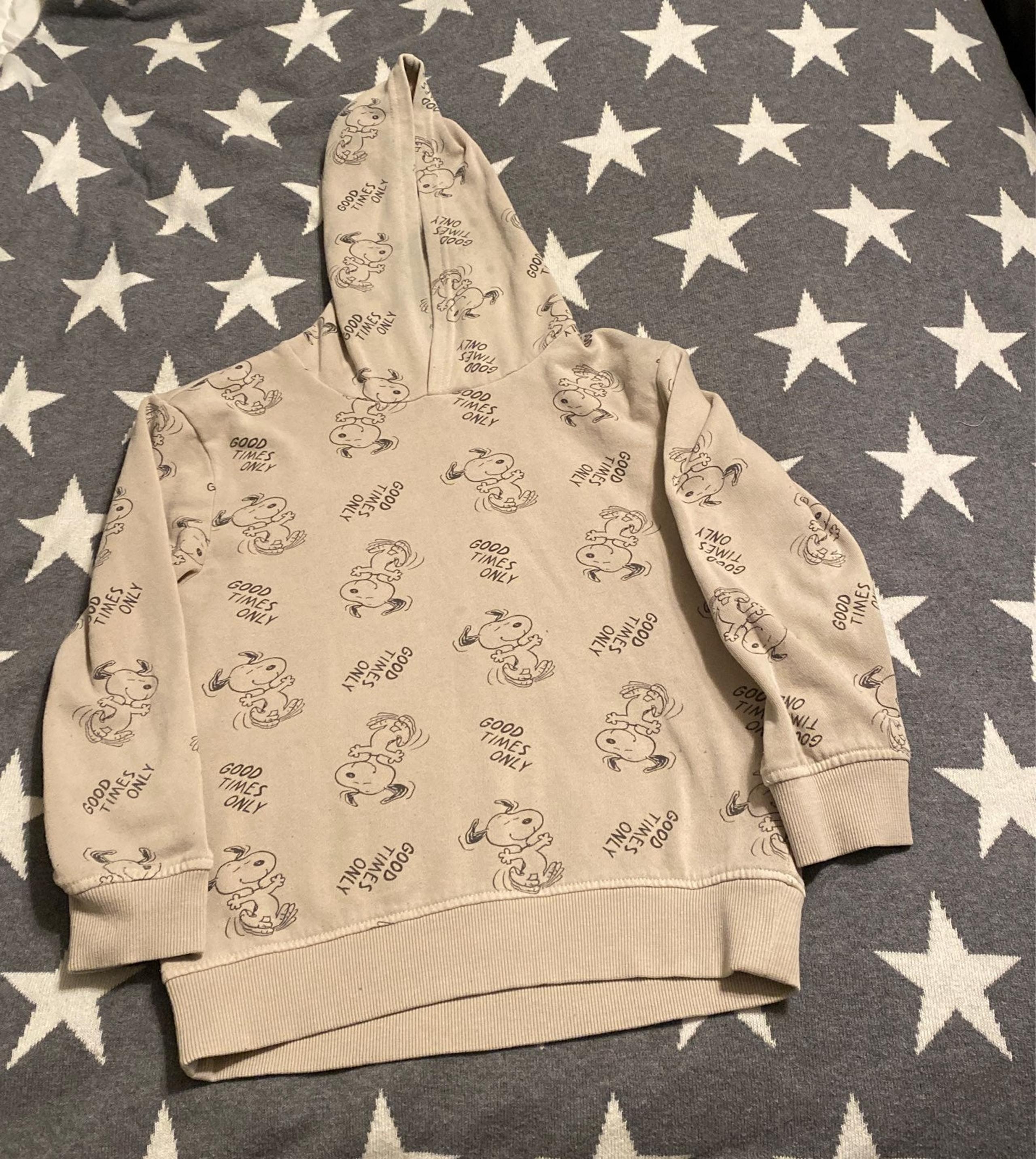Peanuts snoopy hoodie size 7