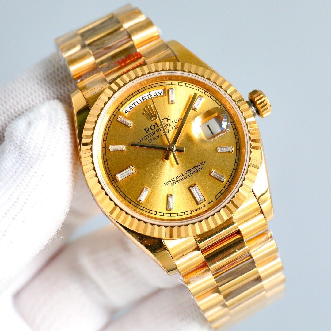 Men's Day-Date Gold Watch 40mm