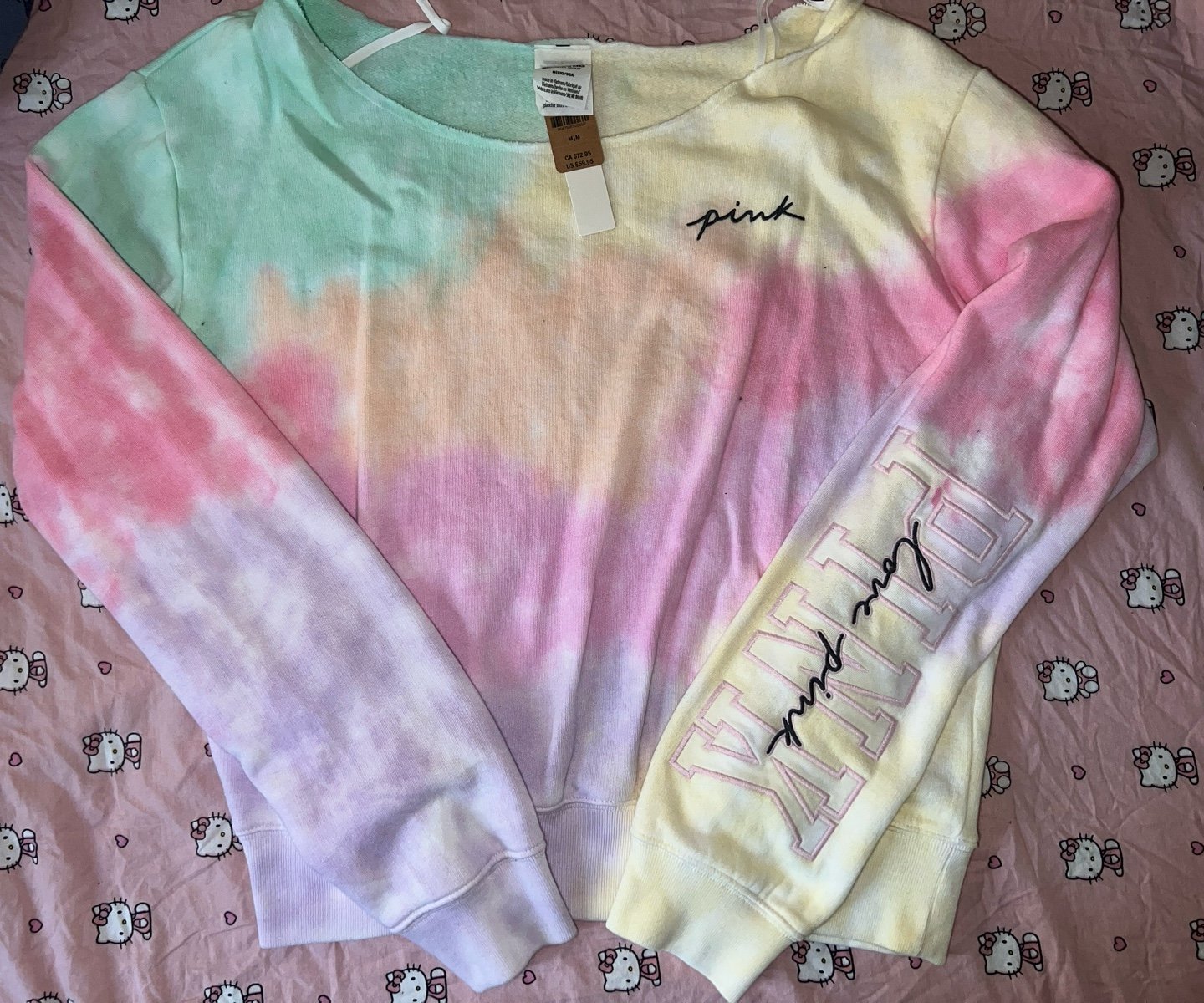 VS PINK SWEATSHIRT SIZE MEDIUM