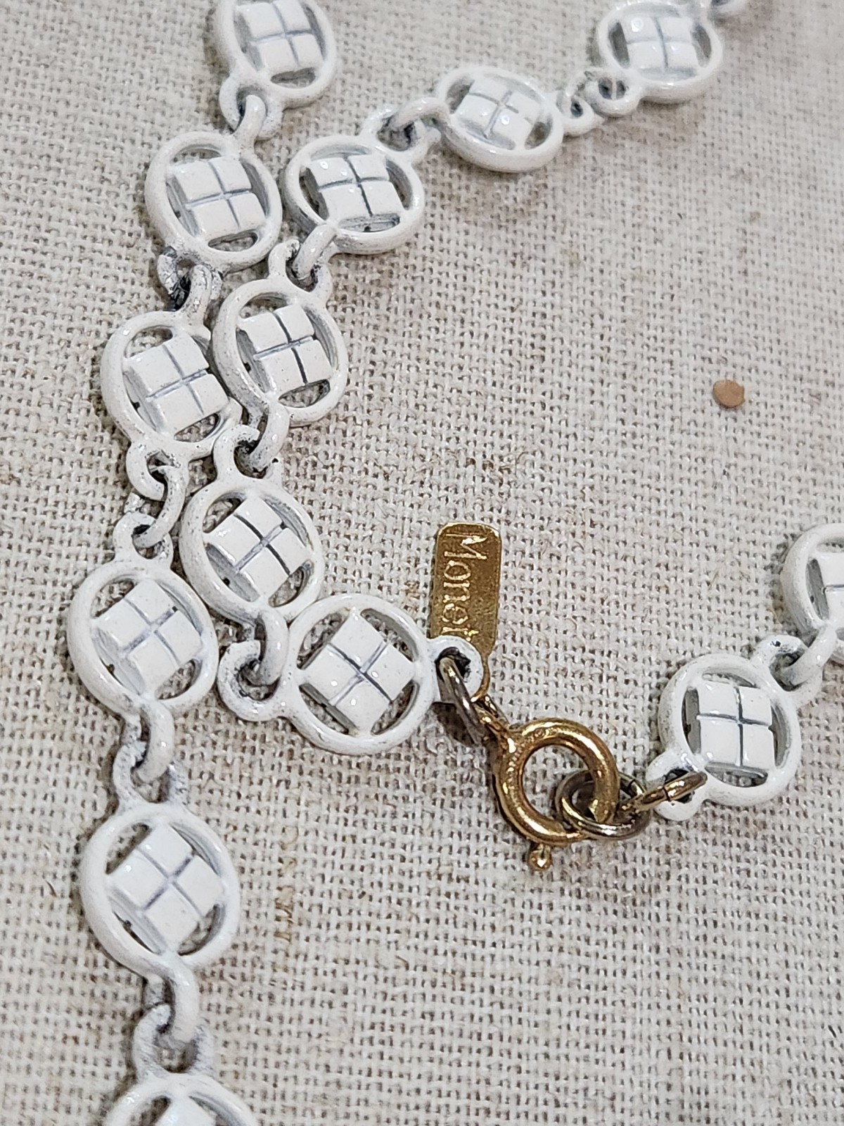 Vtg 1960-70s Monet White Enamel 38 Inch Necklace
