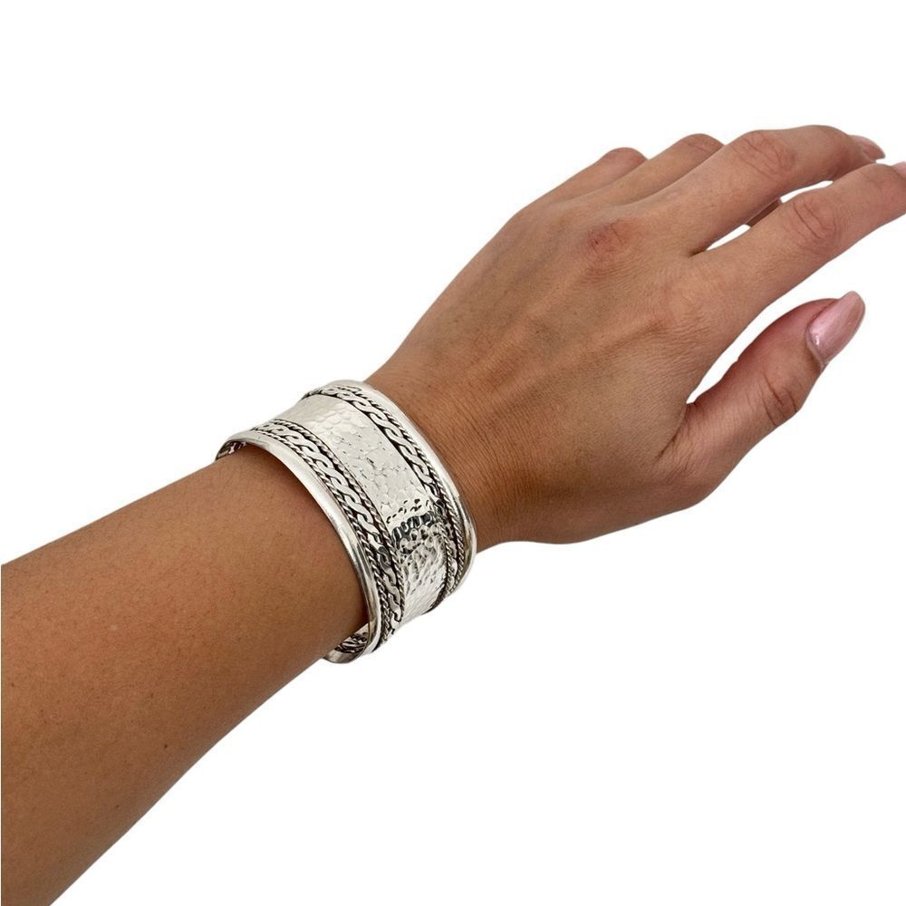 Vintage 925 Silver Cuff Bracelet .