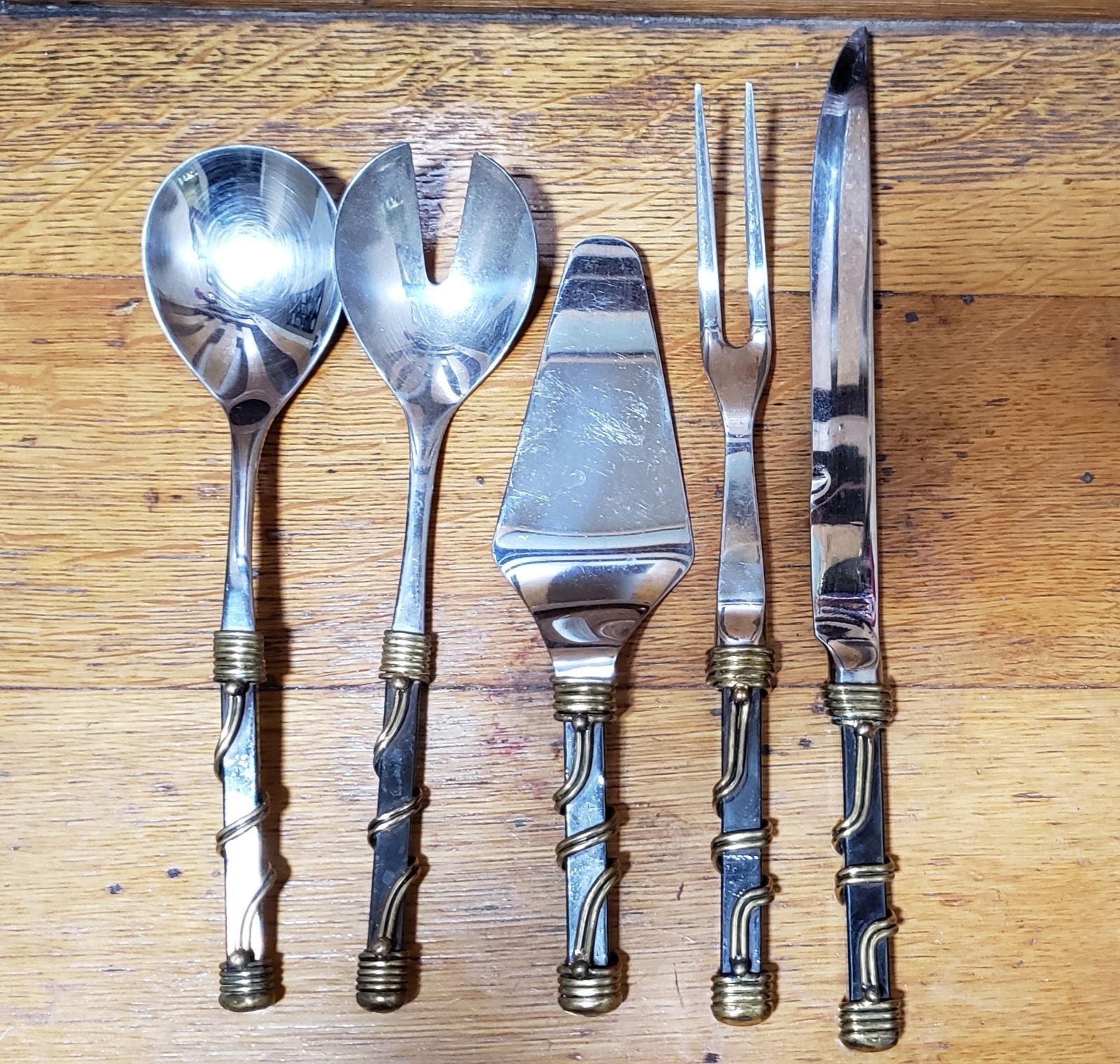 Handmade cake & cook server set made in Africa