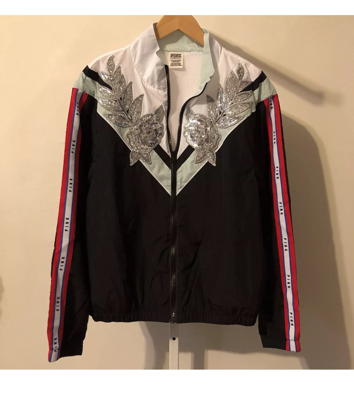 New Beautiful Vs Pink Anorak