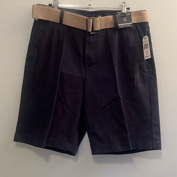 Nautica Men's True Navy Flat Front Shorts In Navy (Belt Included) Size 32 NWT