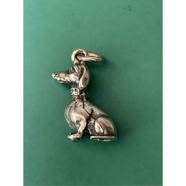 .925 Dachshund Doxie Sitting Dog Sterling Silver Jewelry Charm #family pet