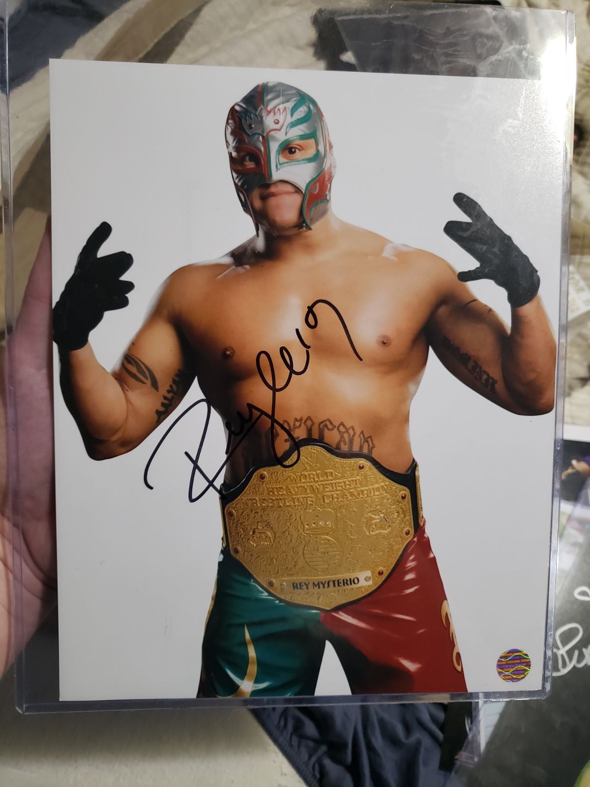 Rey mysterio autograph 8x10