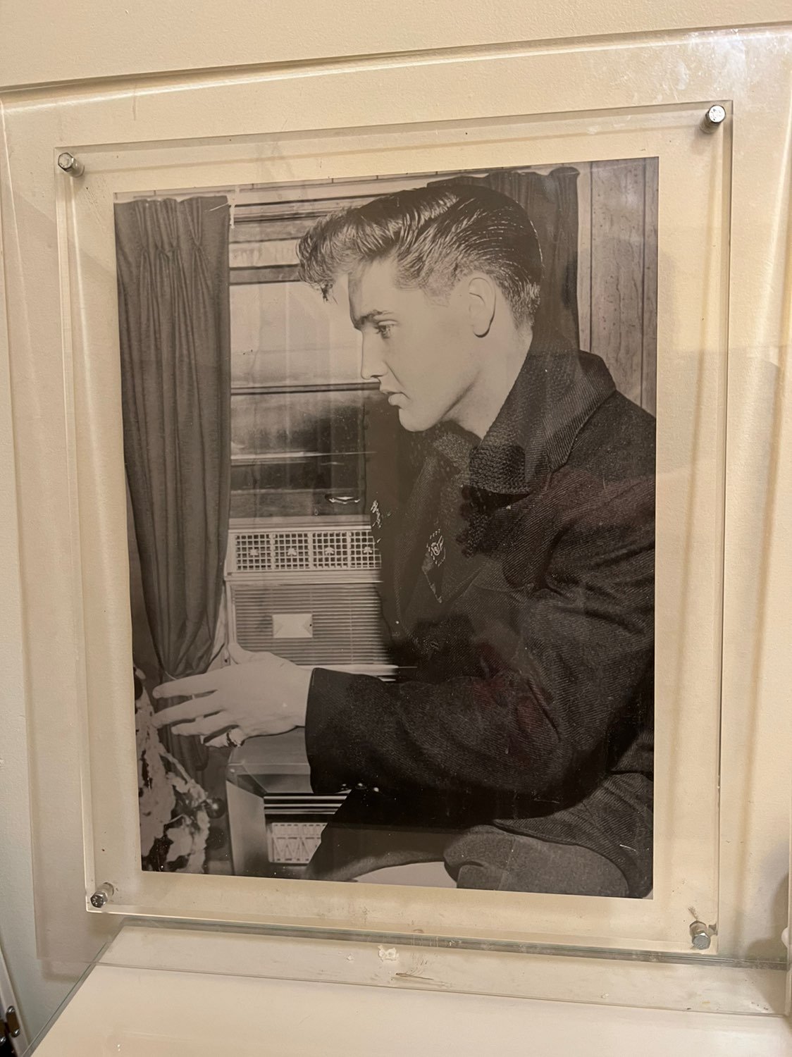 Elvis vintage photo