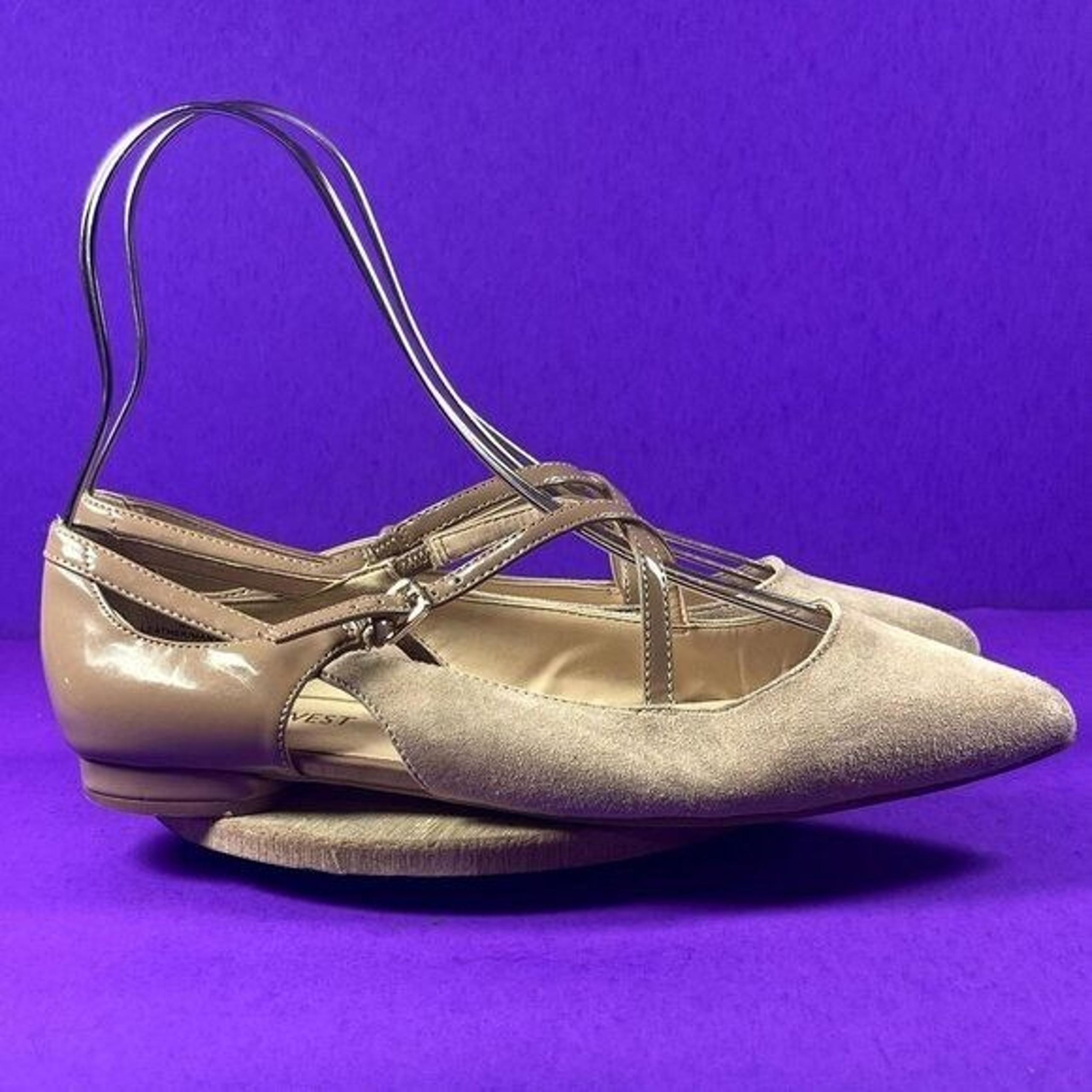 Nine West Women's Suede/Leather Pointed Toe Flats Shoe Size 7.5