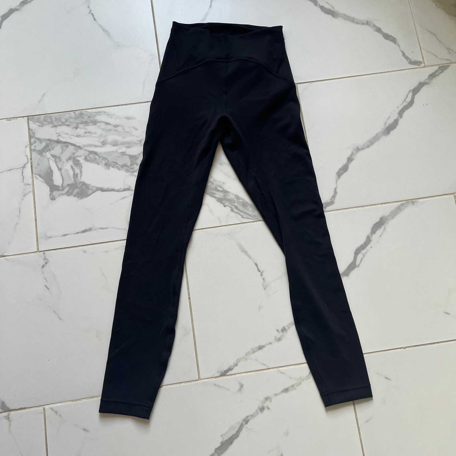 Lululemon instill high rise tight 25’ black size 2