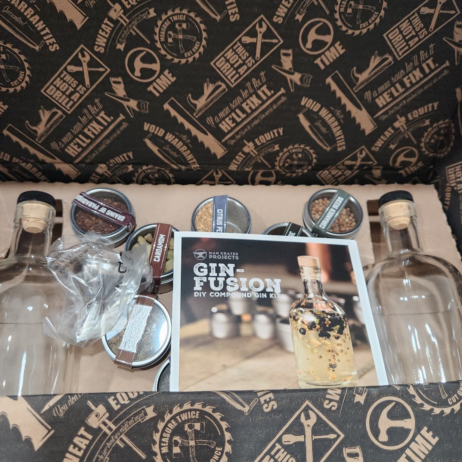 Man Crates Gin-Fusion Making Kit New In Box