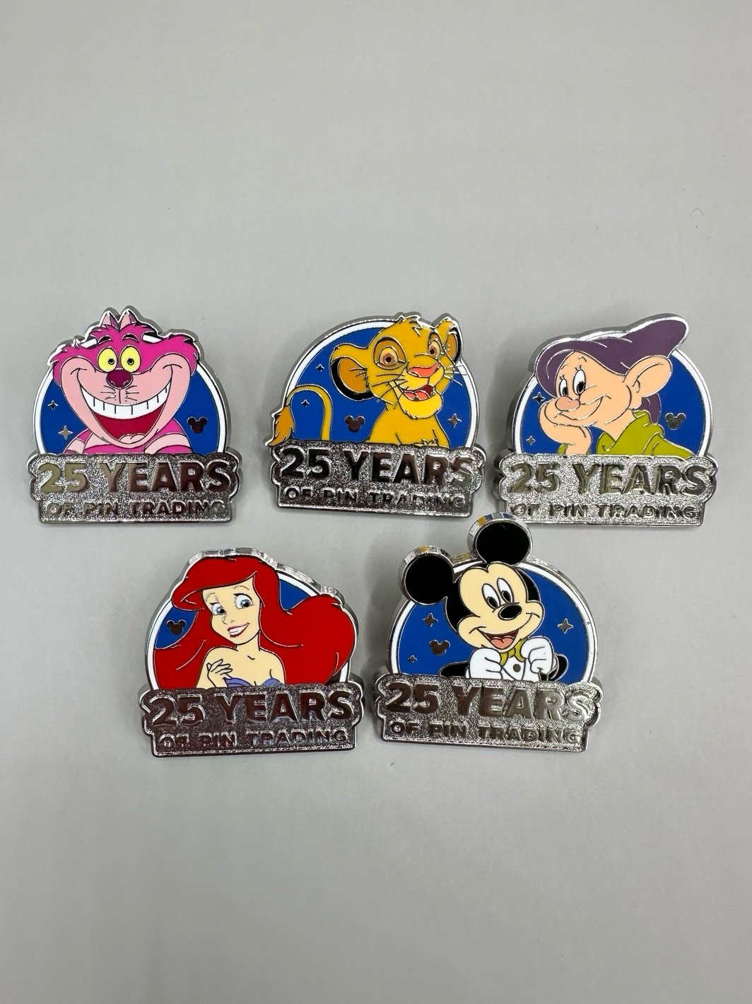 2025 WDW Hidden Disney Pin Little 25 Years Pin Trading Logo Set of 5 201E
