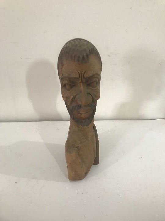 WOODEN MAN HEAD CARVED