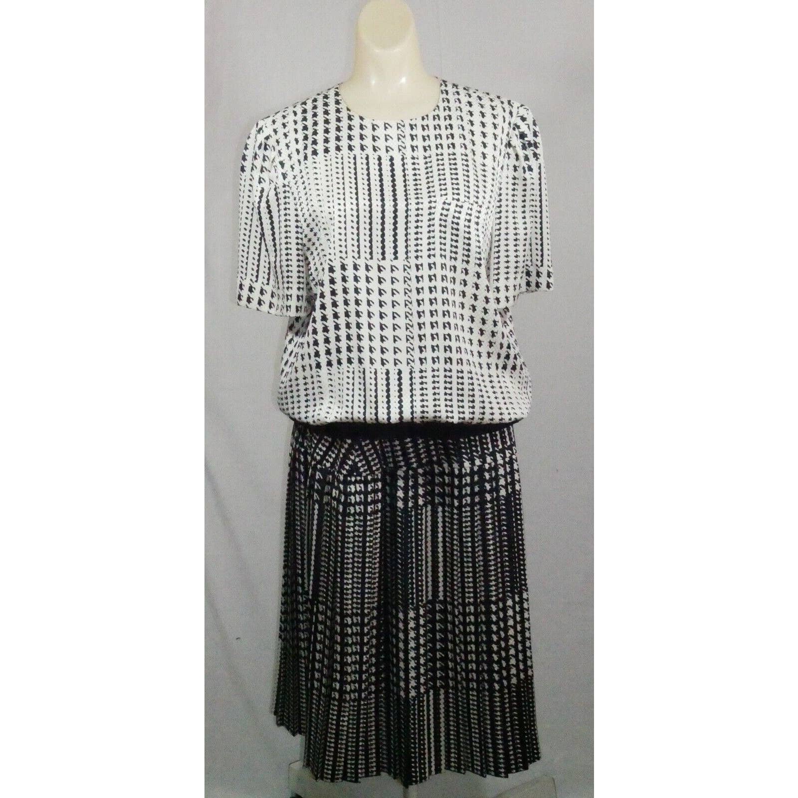Vtg KASPER ALS Short Sleeve Blouse Midi Pleated Skirt Set Combo 12 Black White