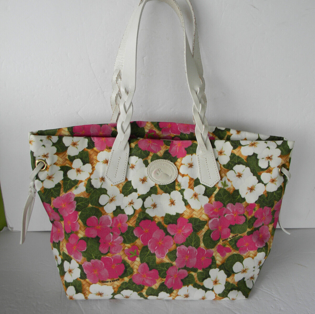 DOONEY & BOURKE LG FLORAL NYLON/LEATHER PETUNIA GARDEN SHOPPER TOTE