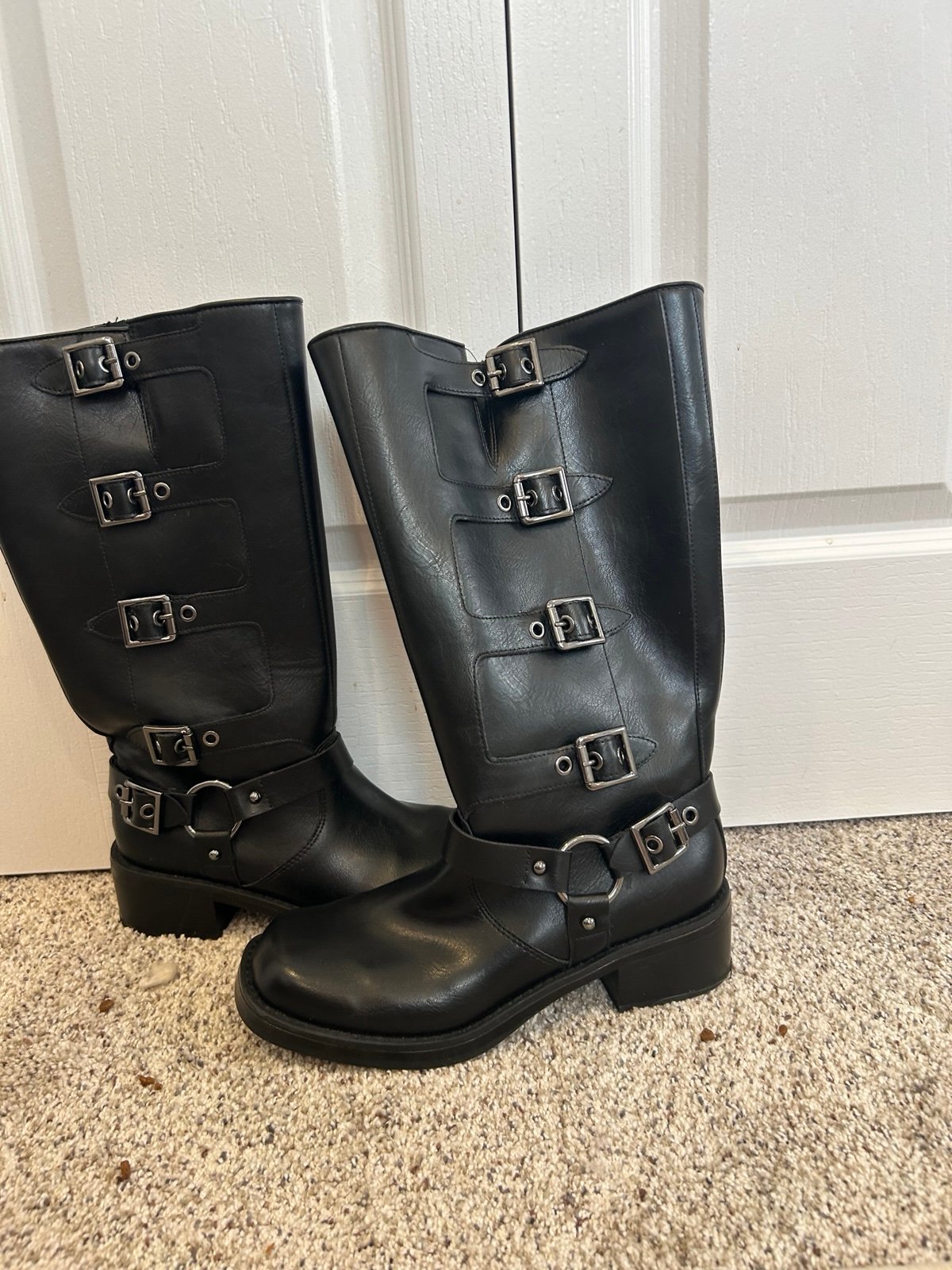 Black buckle boots