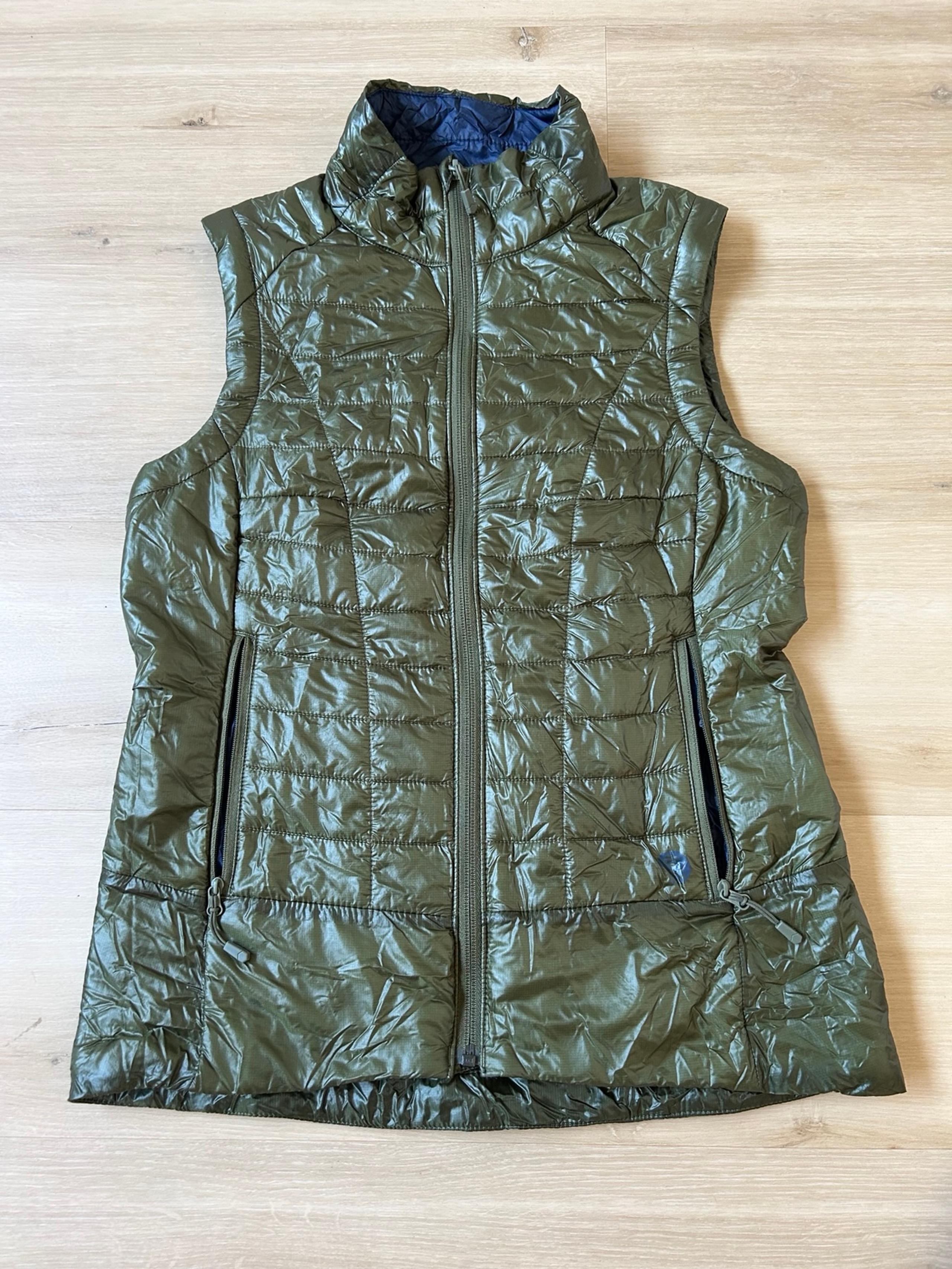 Mountain Hardware Women’s down/puffer vest
