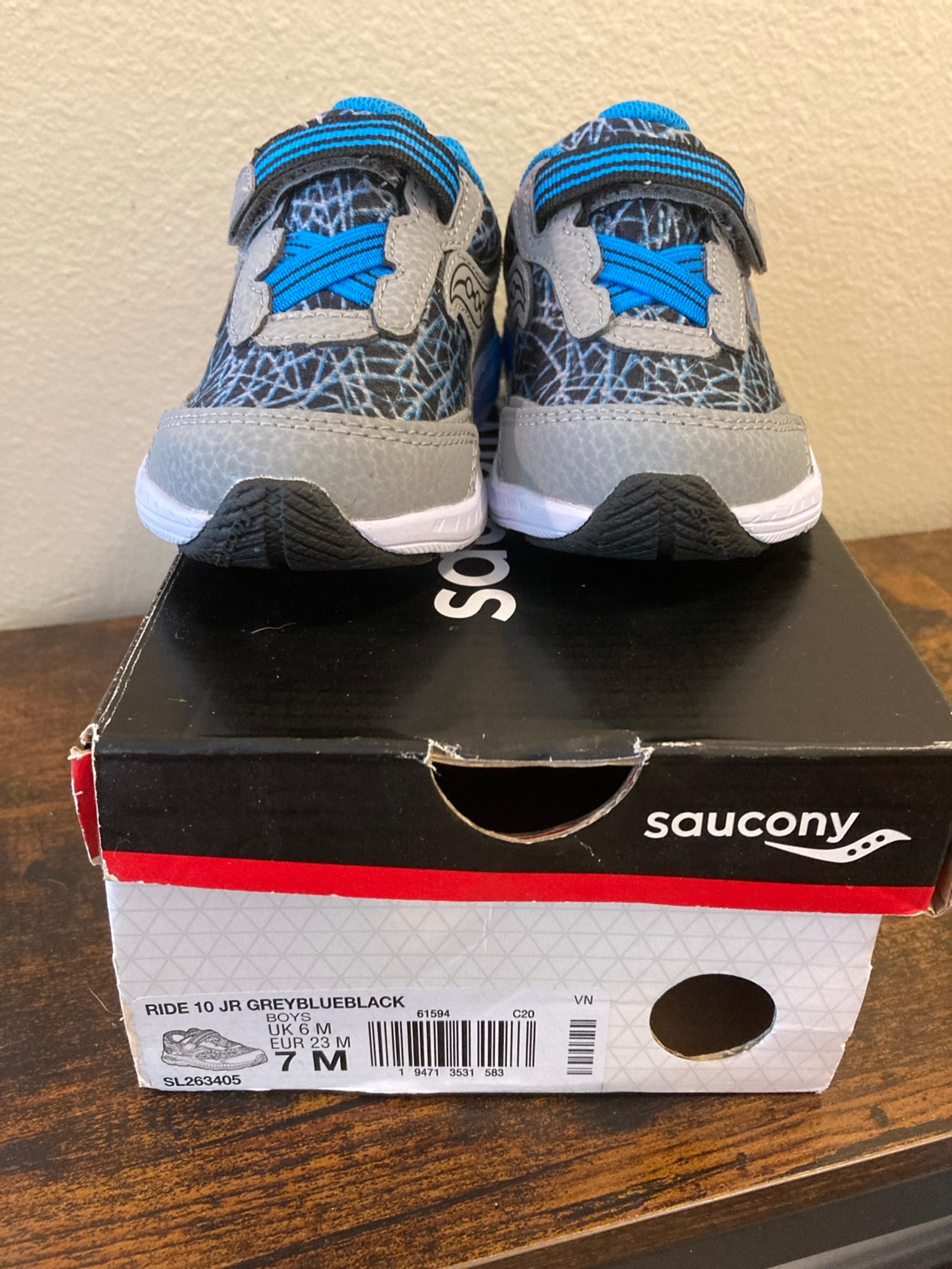 NIB Baby Boy Saucony Shoes size 7 M