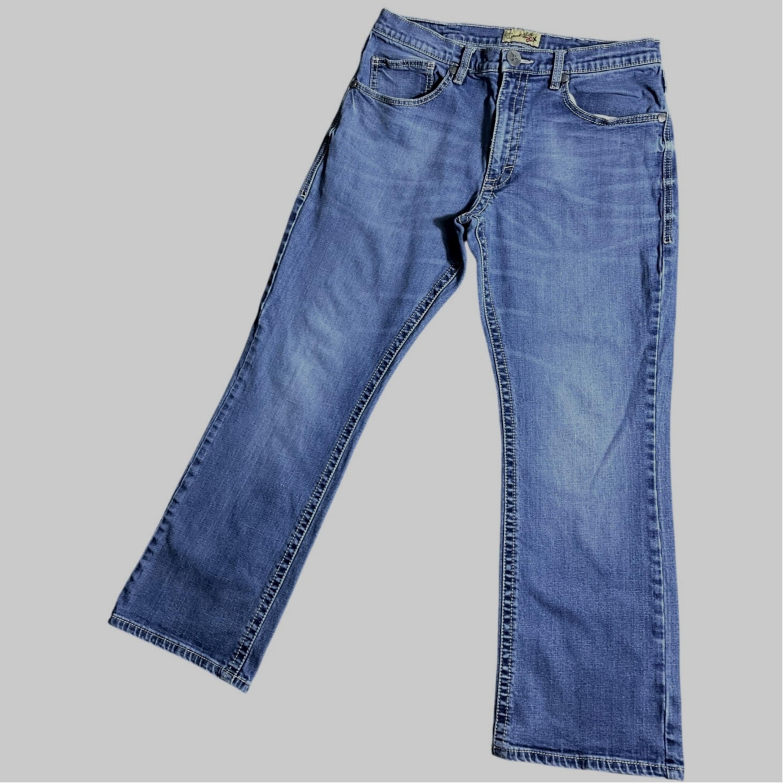 Wrangler Men's Size 34X30 Style 42 Vintage Boot Blue Denim Jeans Stretch
