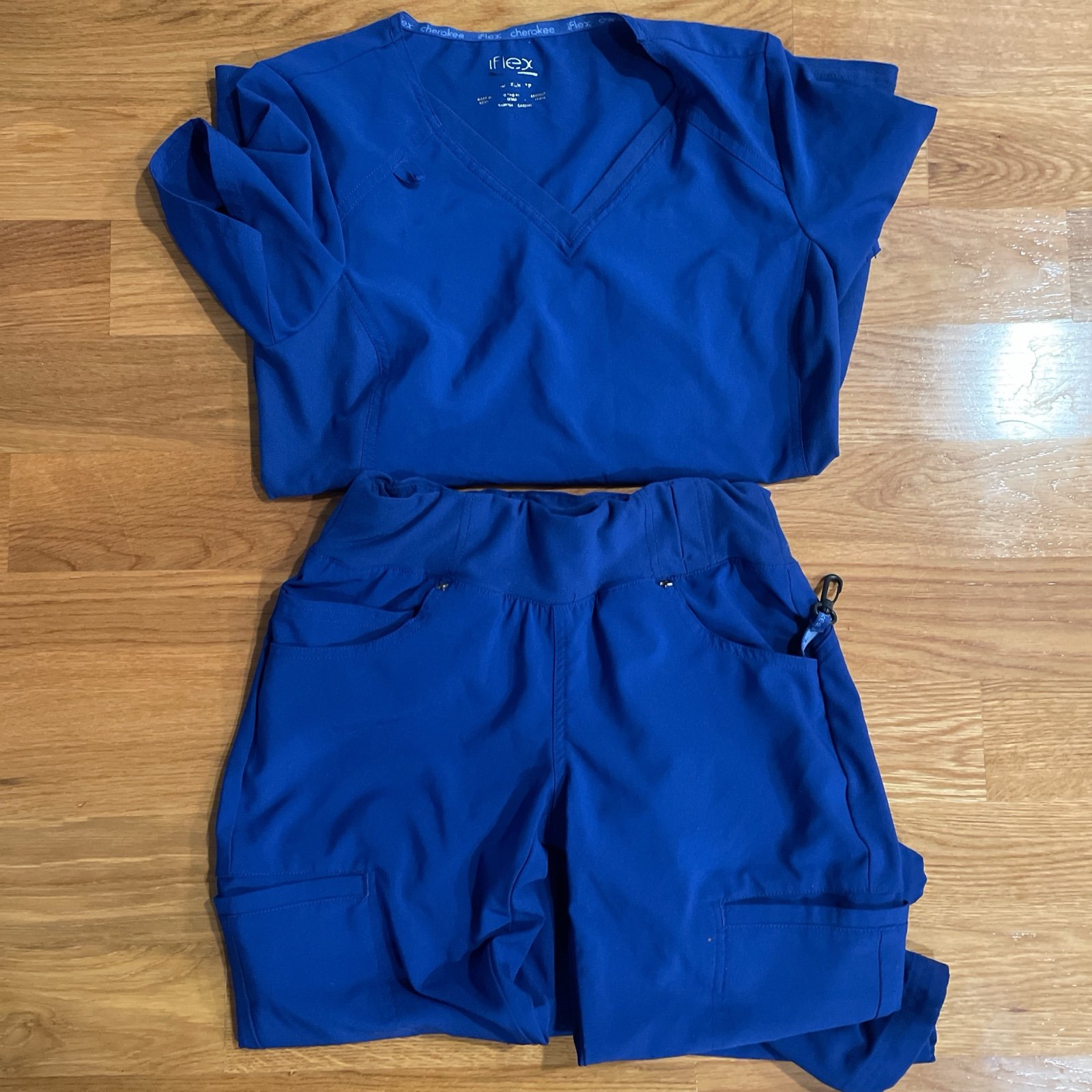 Cherokee filed scrubs xxs set