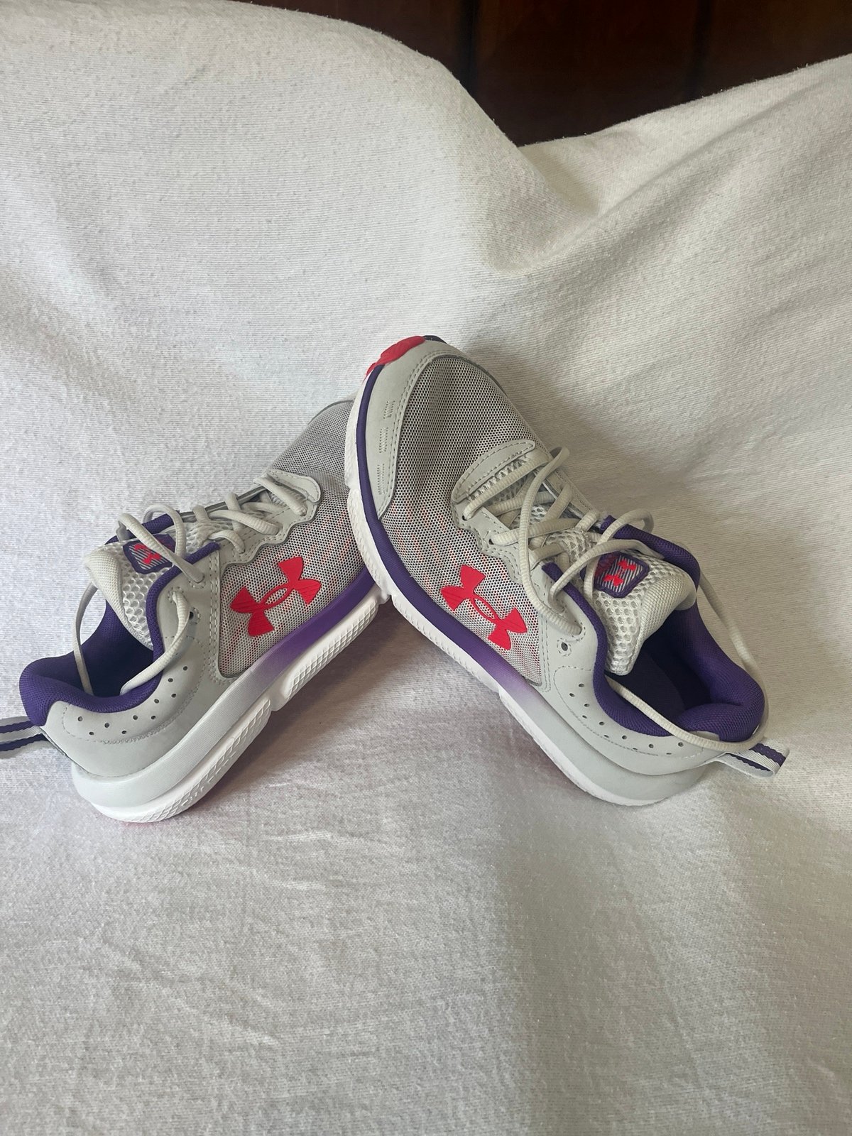 Under Armour women shoes