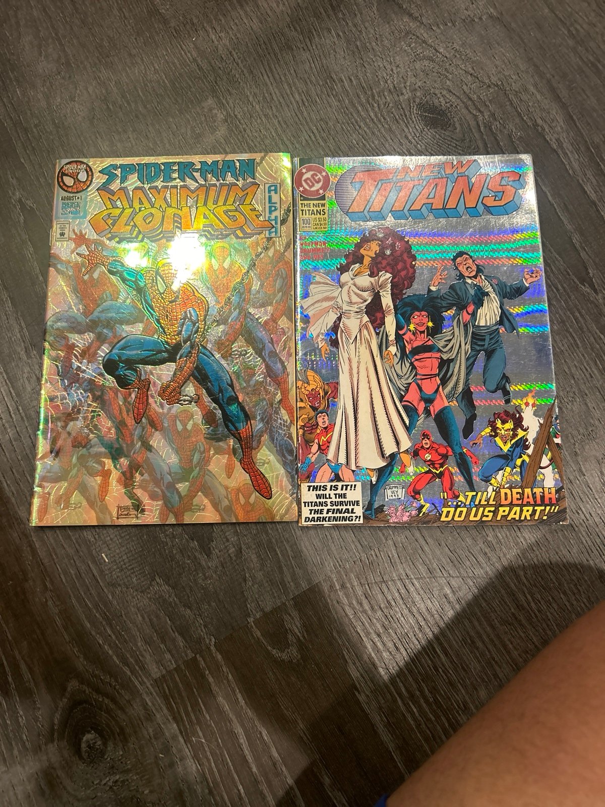 Holographic comic bundle
