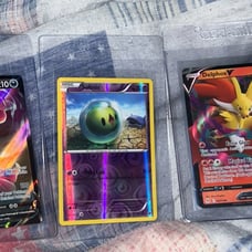 Pokemon mint cards