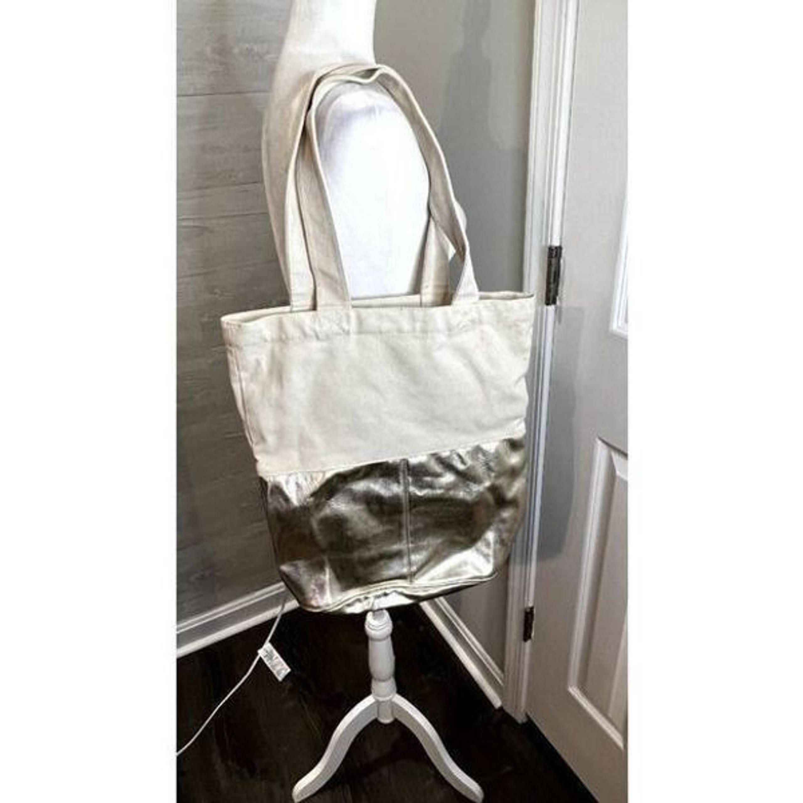CHARMING CHARLIE Canvas Gold Metallic Bottom Tote Bag with Interior Pocket