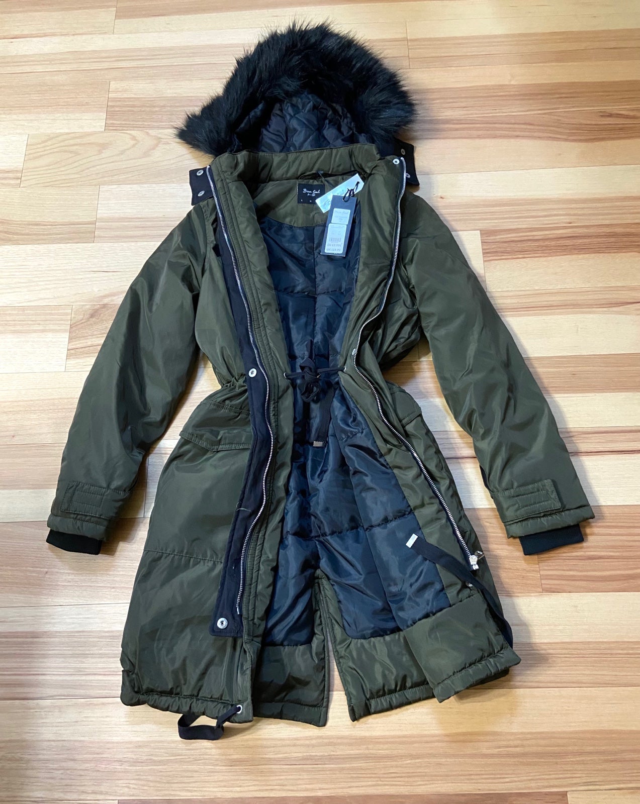 Jacket windbreaker for women size US12, UK 14, EU 42