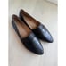 Trotters soft black leather Emotion Loafer (Women) size 6.5