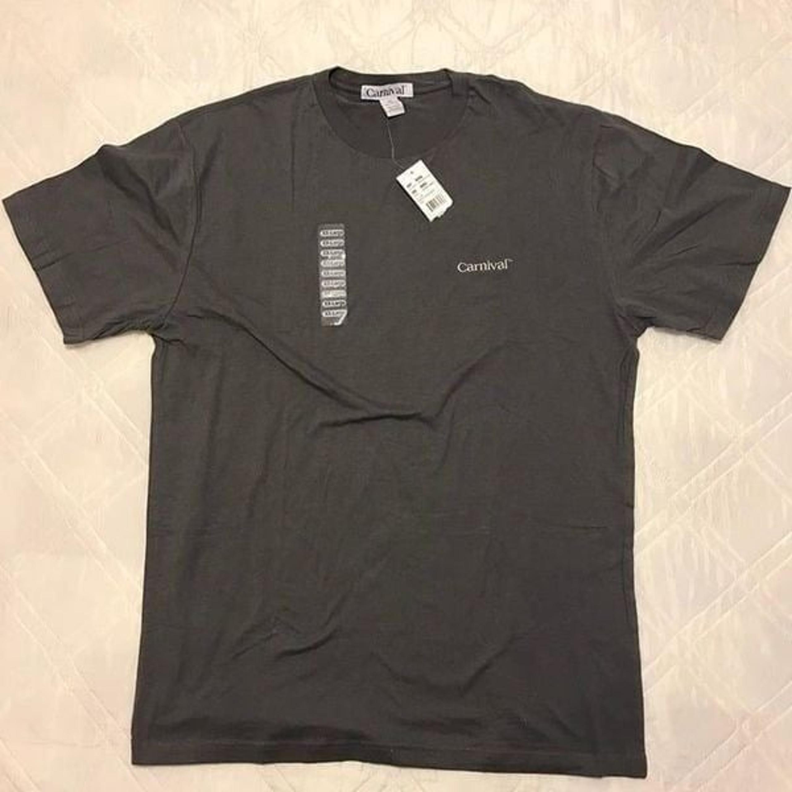 Carnival Cruise Line gray T shirt XXL nwt