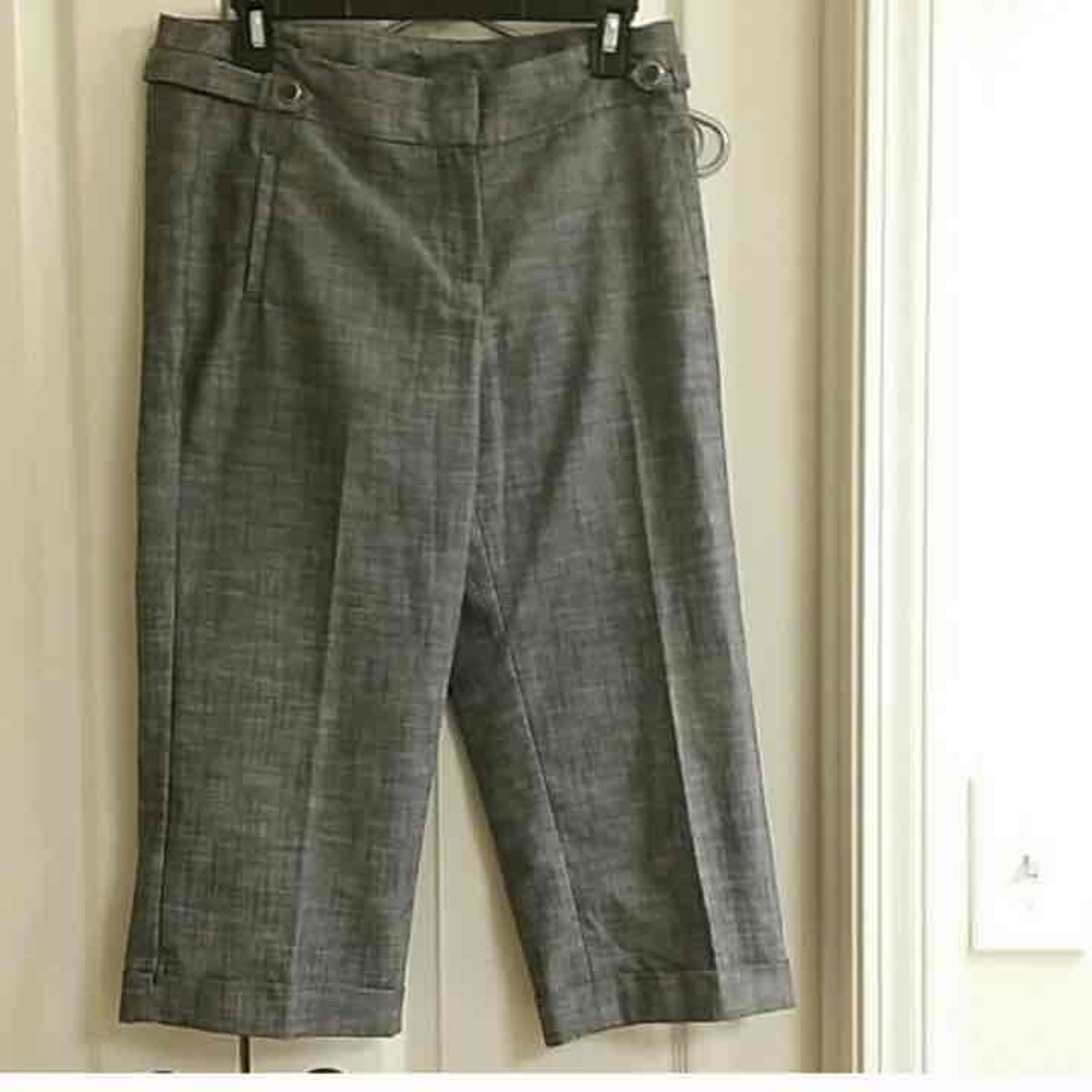 NWT size 8 p new direction cropped pants